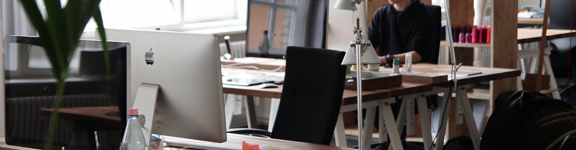 A bright creative workspace at LEANDON PLAY